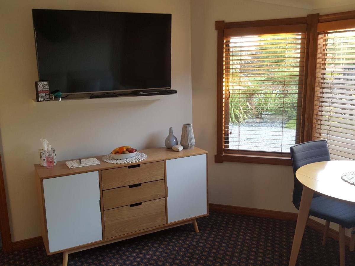 Above The River Karapiro Bed & Breakfast Bagian luar foto