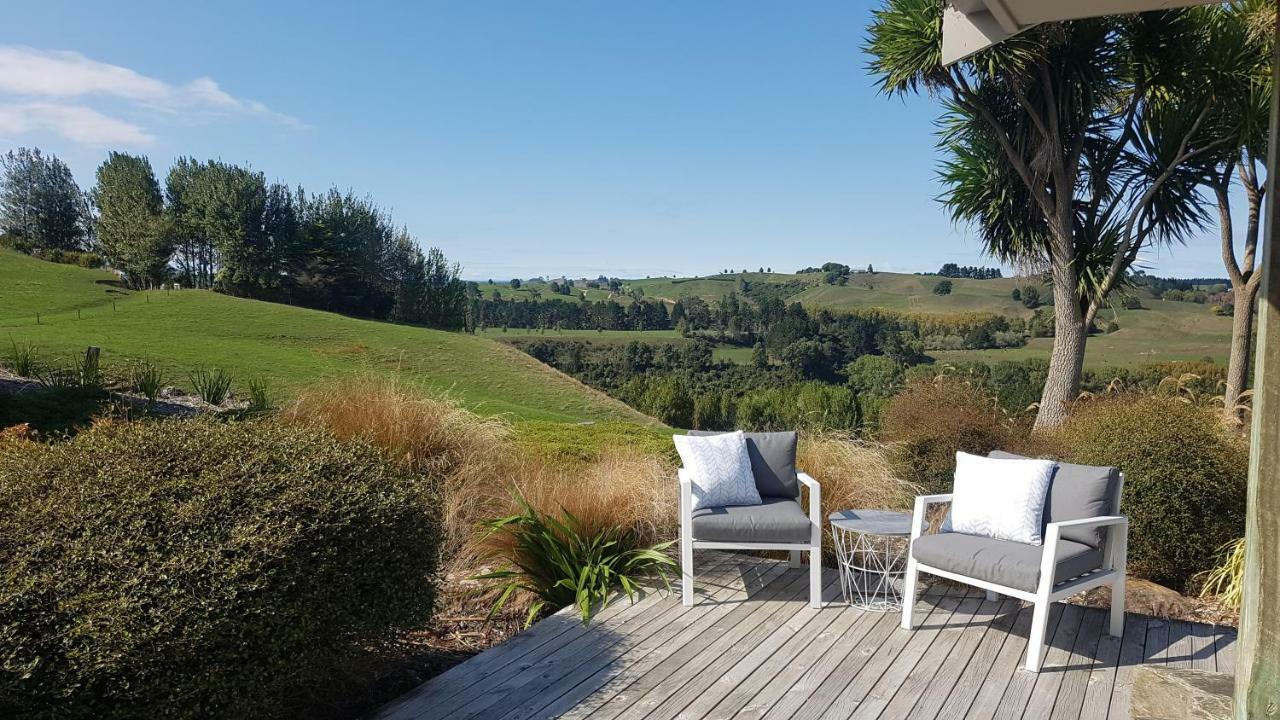 Above The River Karapiro Bed & Breakfast Bagian luar foto